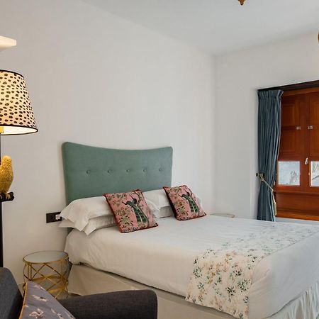 El Charco Suites Аресифе Екстериор снимка